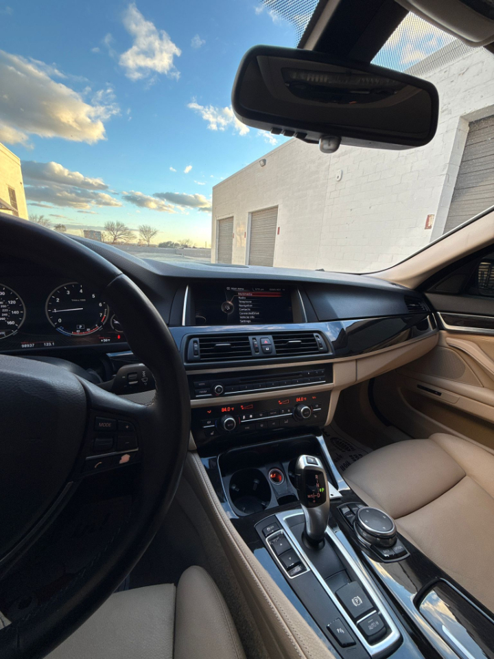 BMW 5-Series 535i 2015