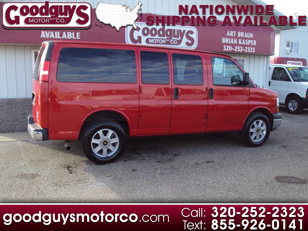 2013 Chevrolet Express Passenger AWD 1500 135" LT