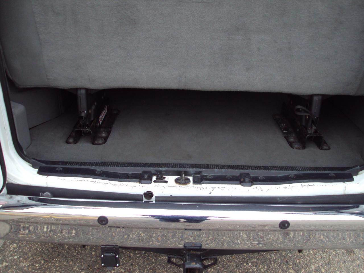 Ford Econoline Wagon  2008