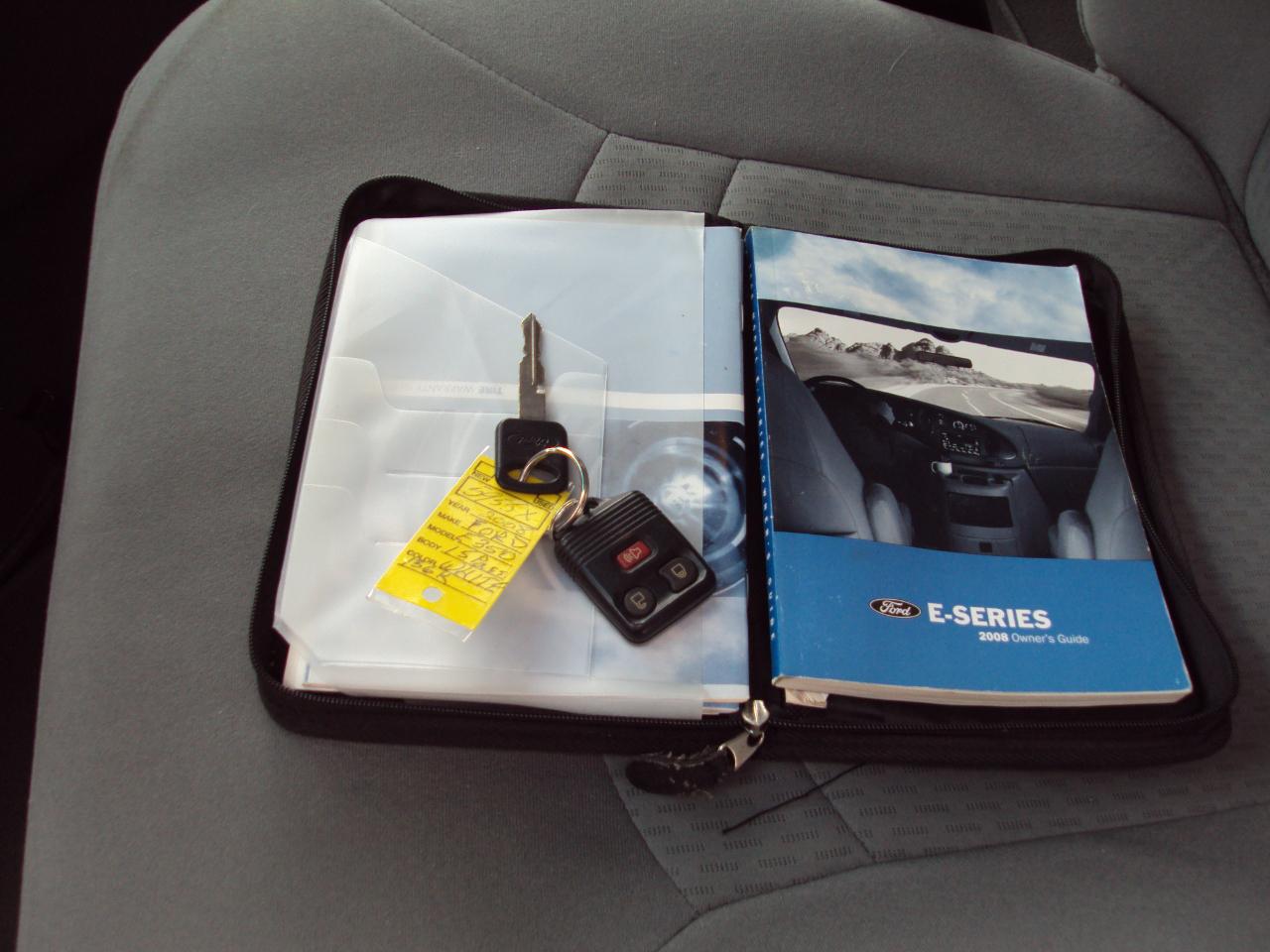 Ford Econoline Wagon  2008