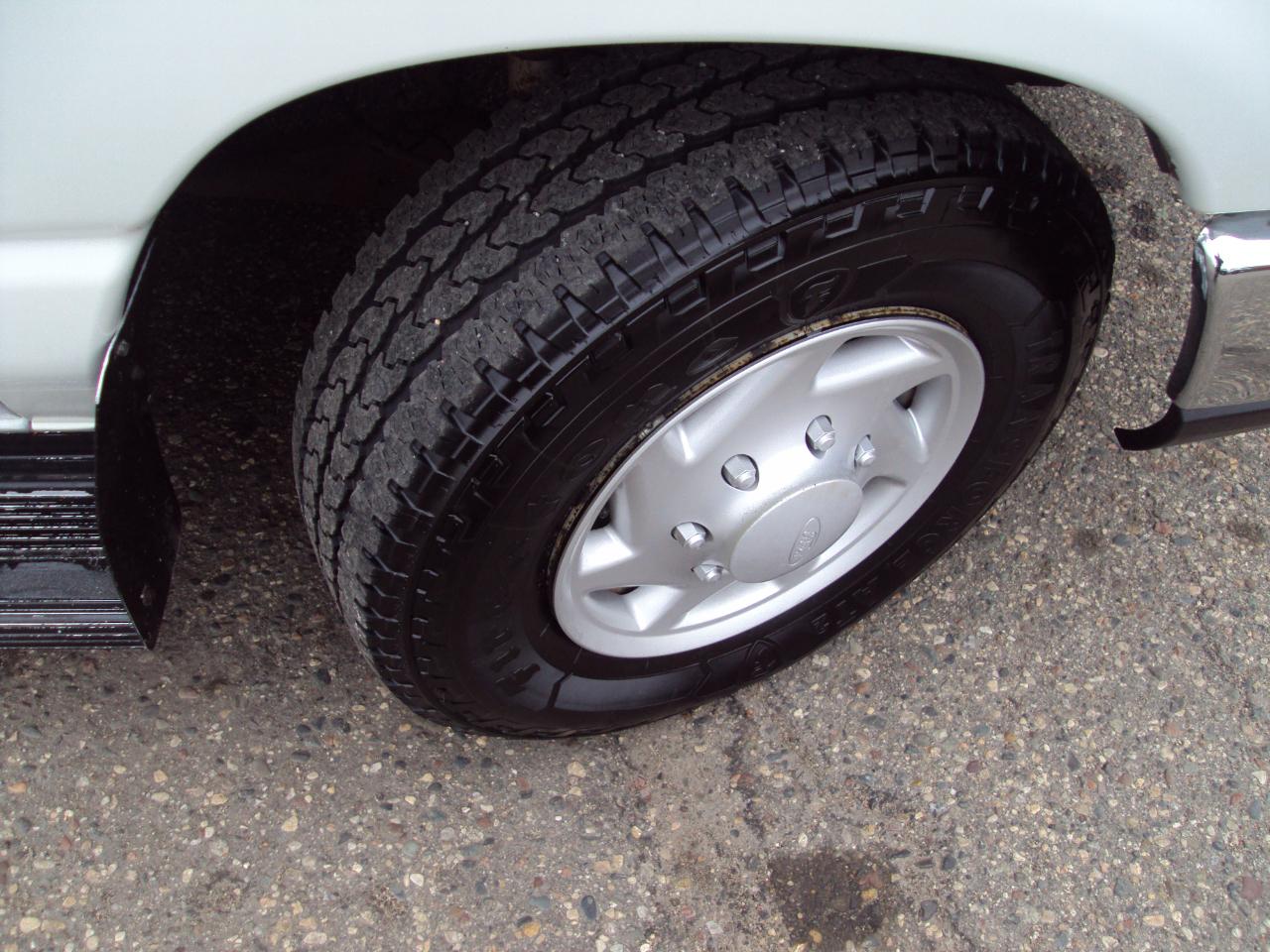 Ford Econoline Wagon  2008