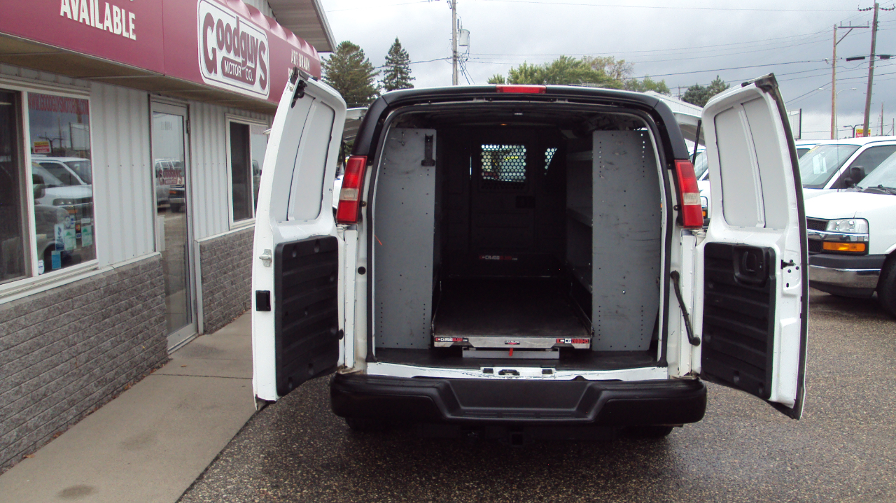 2014 Chevrolet Express Cargo Van 1500 photo 6