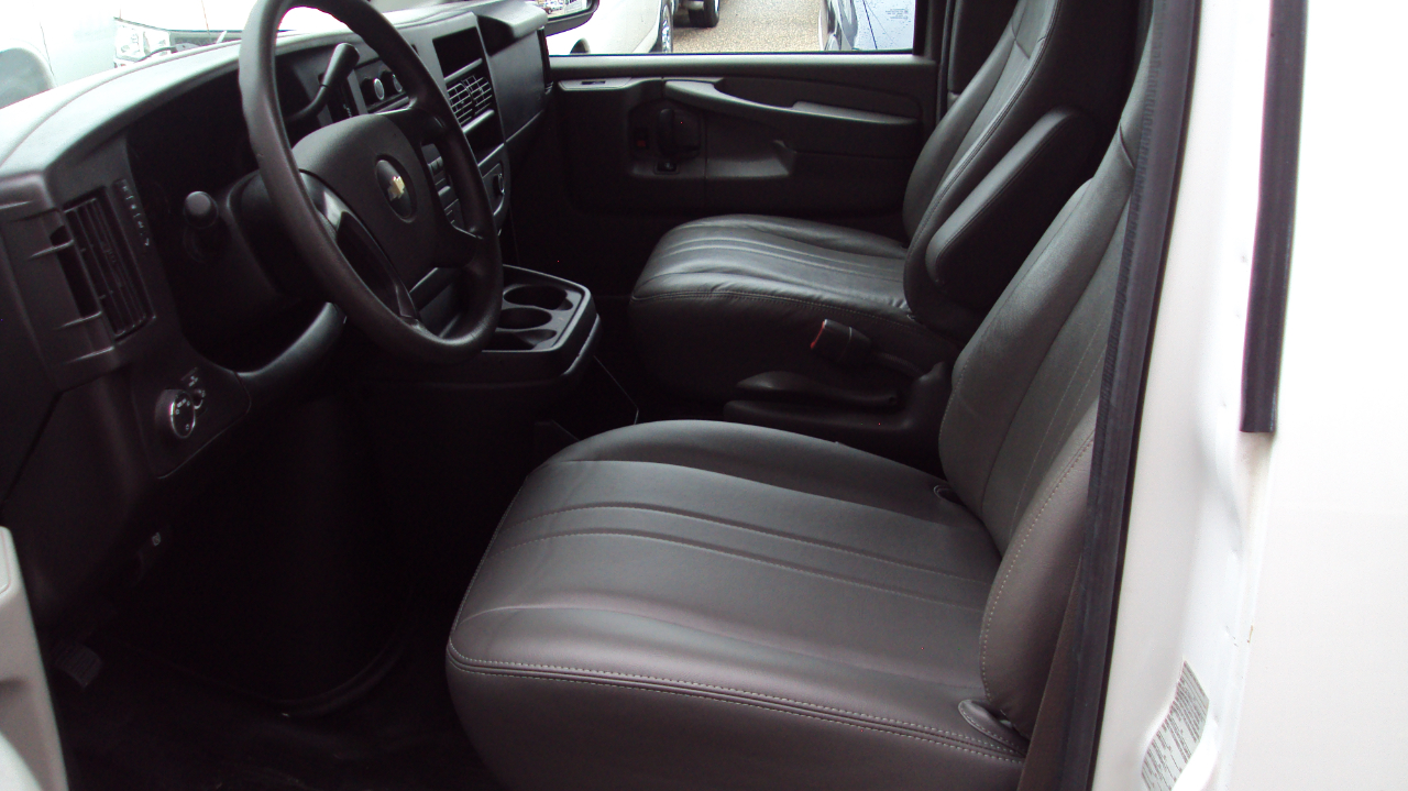 2014 Chevrolet Express Cargo Van 1500 photo 17