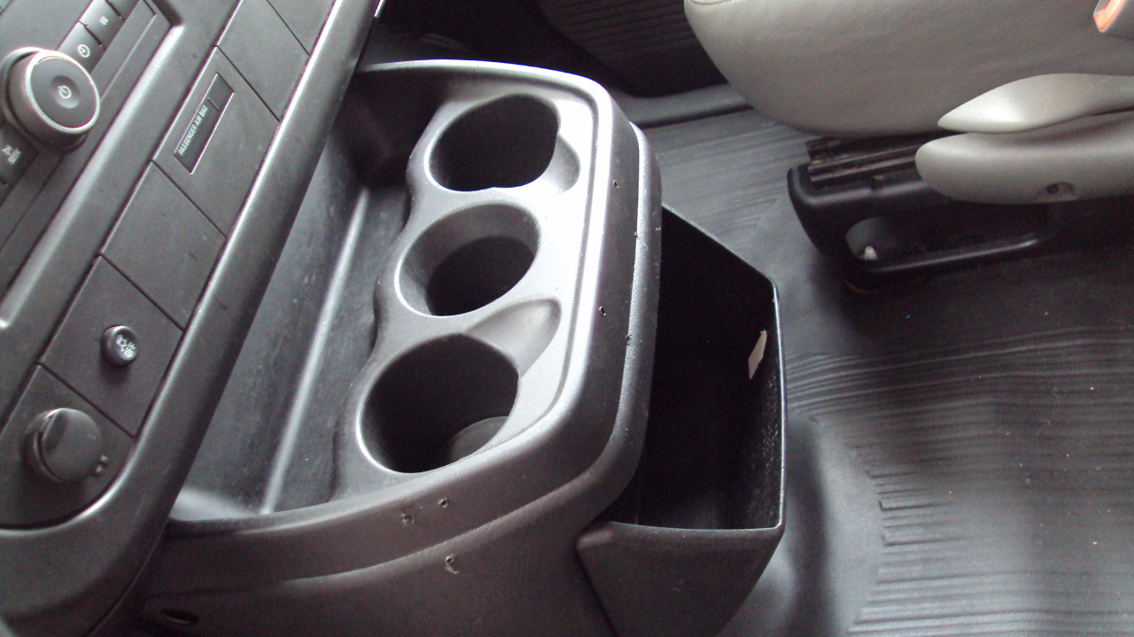 2014 Chevrolet Express Cargo Van 1500 photo 21