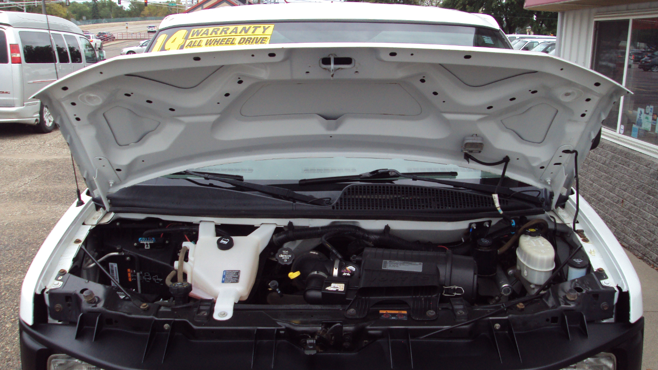 2014 Chevrolet Express Cargo Van 1500 photo 22