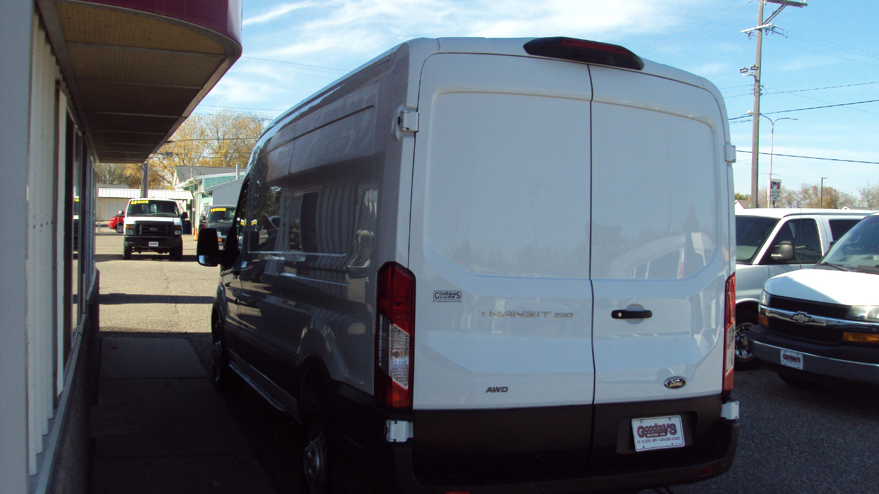 Ford Transit Cargo Van T-250 148" Med Rf 9070 GVWR AWD 2023 Ford Transit Cargo Van T-250 148" Med Rf 9070 GVWR AWD 2023