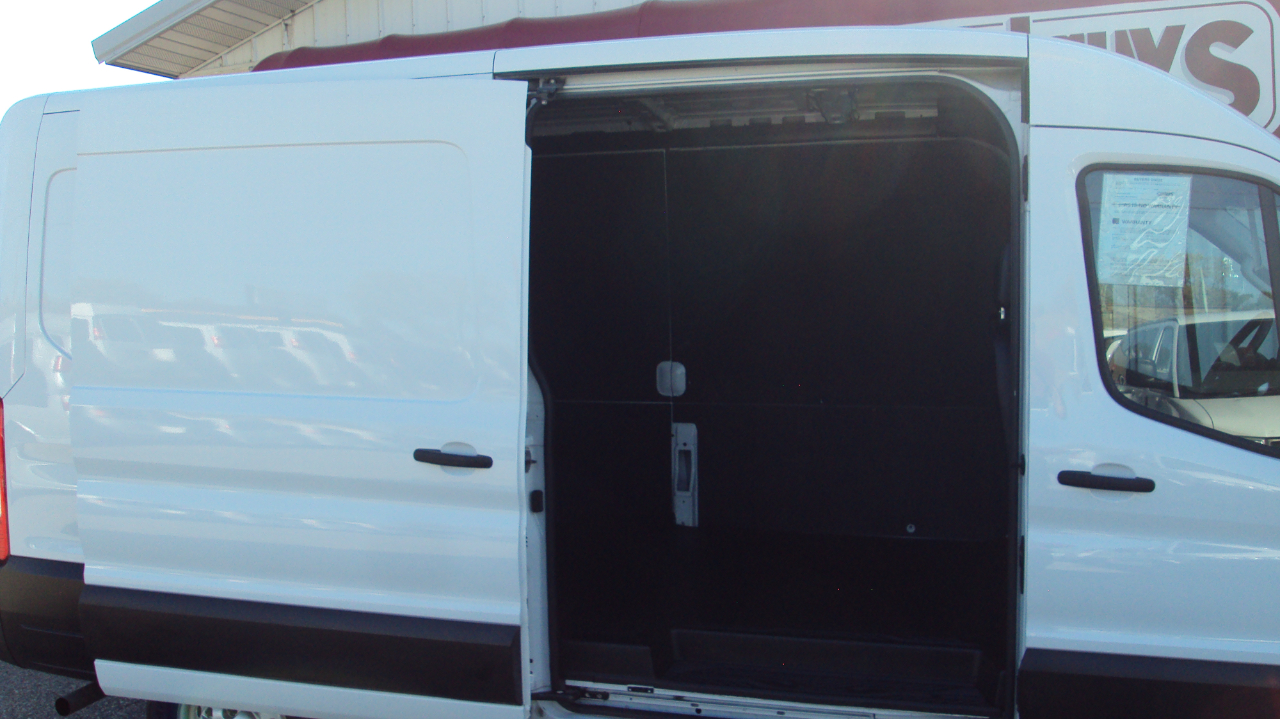 Ford Transit Cargo Van T-250 148" Med Rf 9070 GVWR AWD 2023 Ford Transit Cargo Van T-250 148" Med Rf 9070 GVWR AWD 2023