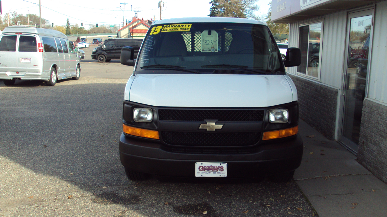 Chevrolet Express Cargo Van AWD 1500 135" 2013 Chevrolet Express Cargo Van AWD 1500 135" 2013