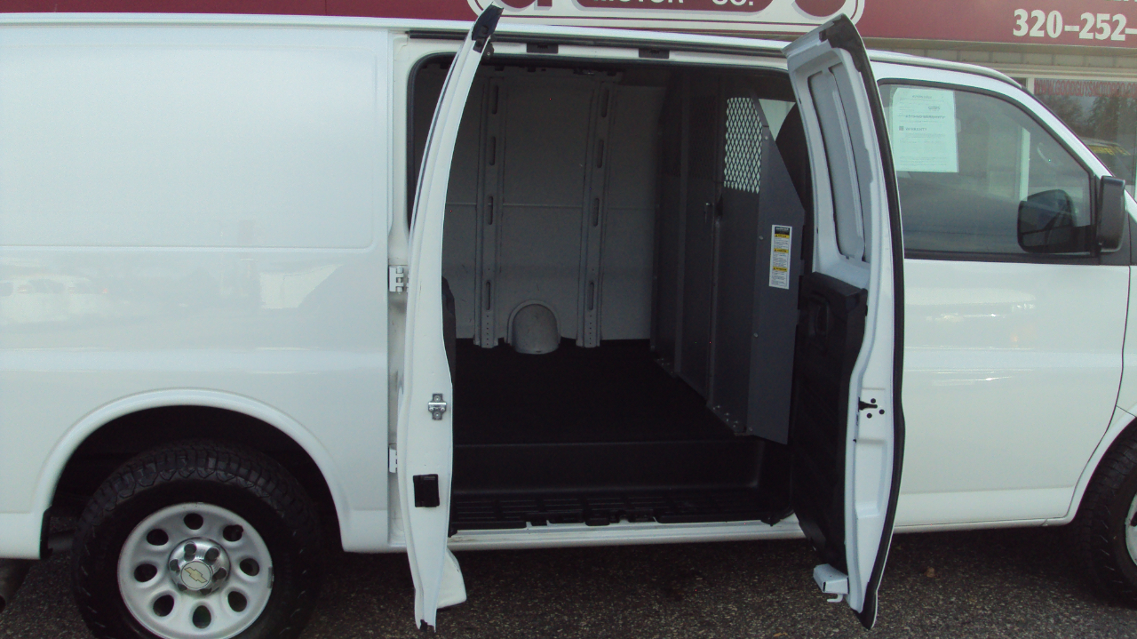 Chevrolet Express Cargo Van AWD 1500 135" 2013 Chevrolet Express Cargo Van AWD 1500 135" 2013