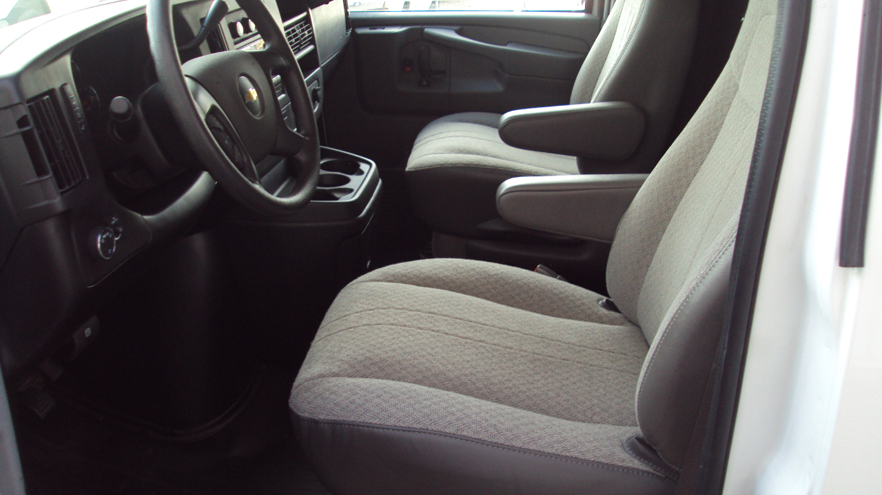 Chevrolet Express Cargo Van AWD 1500 135" 2013 Chevrolet Express Cargo Van AWD 1500 135" 2013