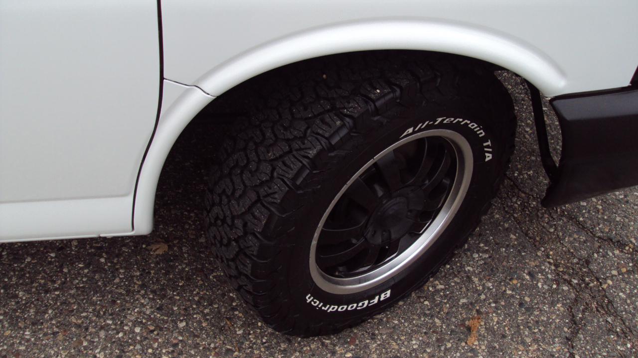 GMC Savana Cargo Van AWD 1500 135" 2012 GMC Savana Cargo Van AWD 1500 135" 2012