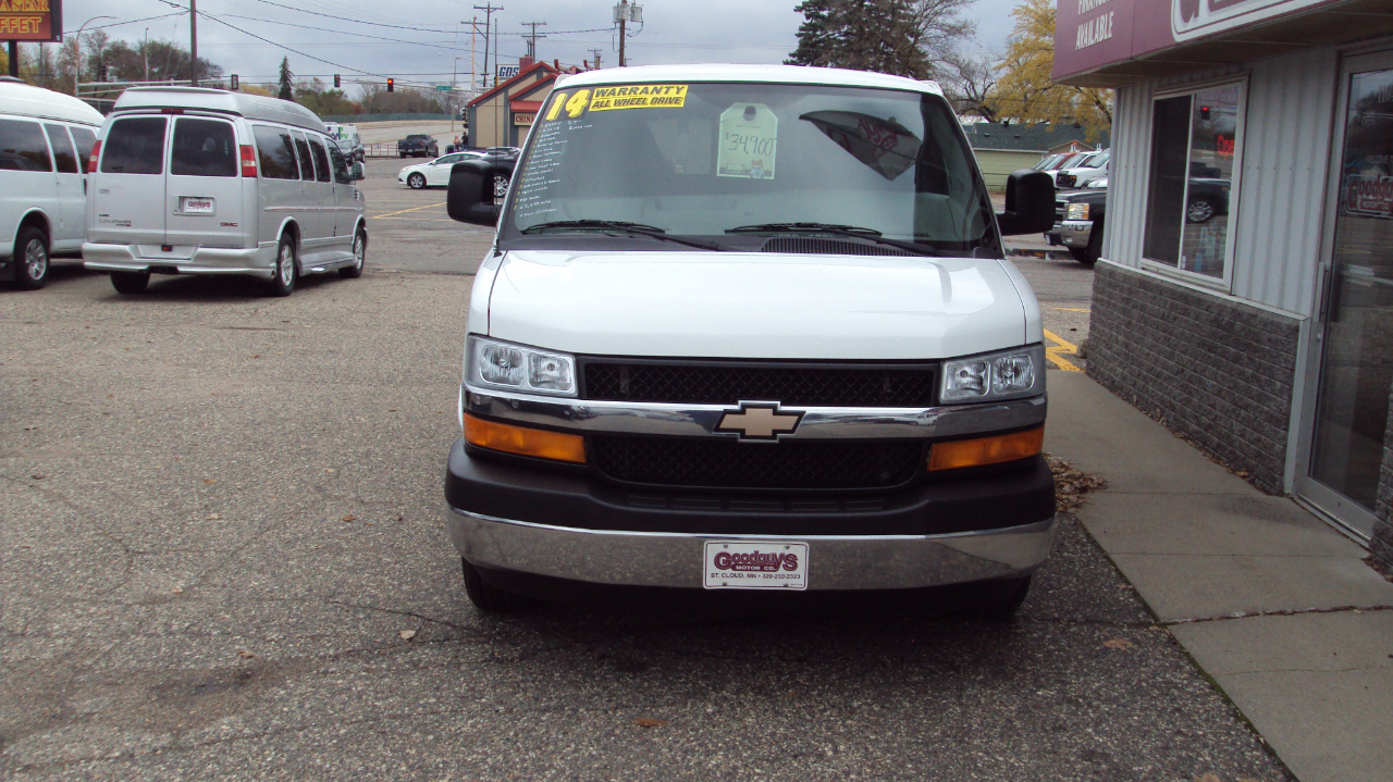 Chevrolet Express Passenger AWD 1500 135" LT 2014 Chevrolet Express Passenger AWD 1500 135" LT 2014