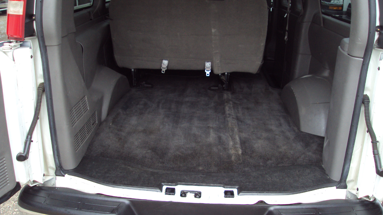 Chevrolet Express Passenger AWD 1500 135" LT 2014 Chevrolet Express Passenger AWD 1500 135" LT 2014