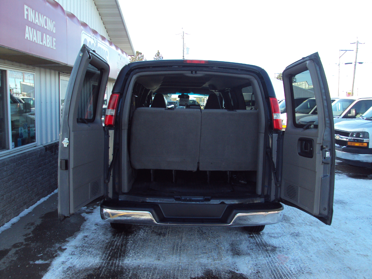 Chevrolet Express Passenger  2017