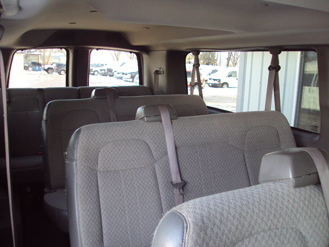 Chevrolet Express Passenger  2017