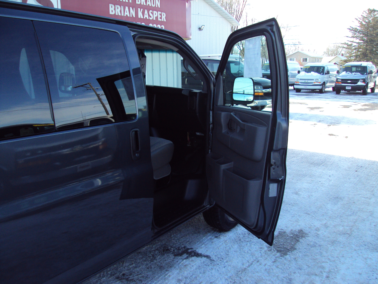 Chevrolet Express Passenger  2017