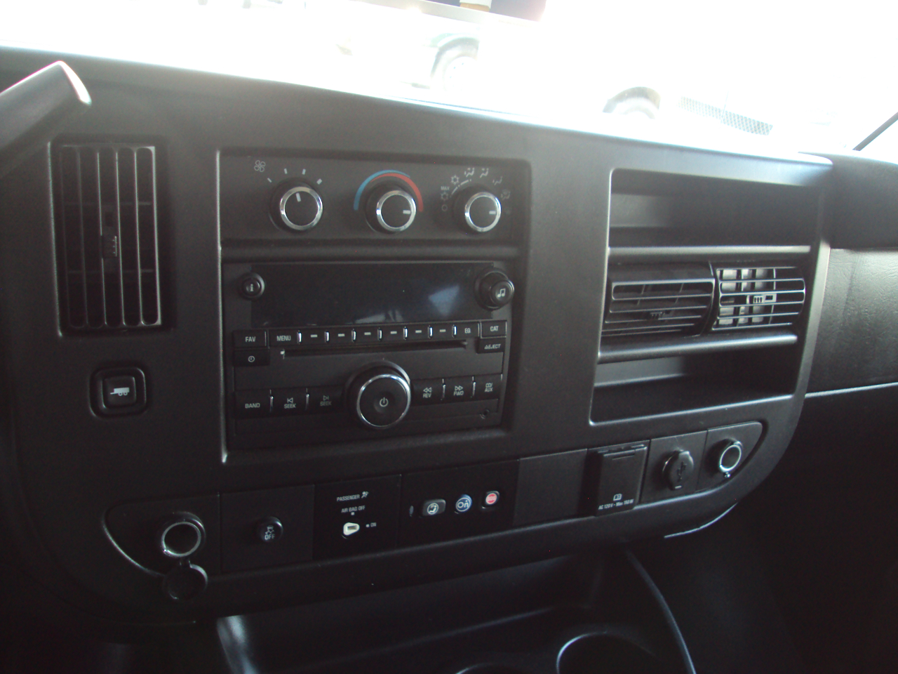 Chevrolet Express Passenger  2017