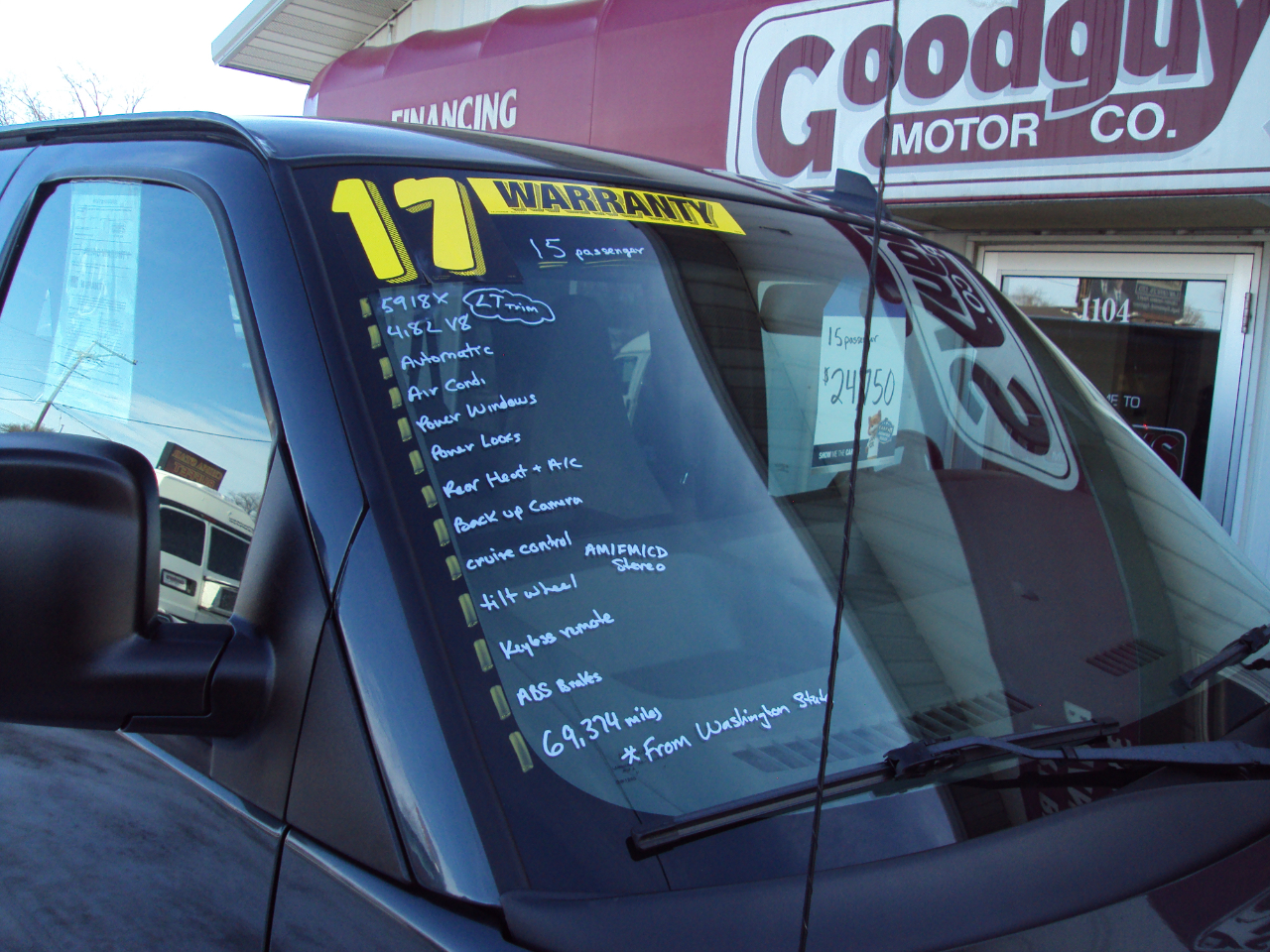 Chevrolet Express Passenger  2017