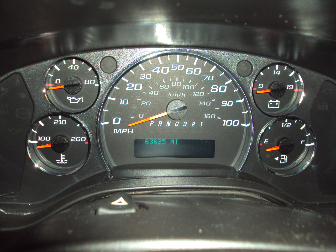 Chevrolet Express Passenger AWD 1500 135" LT 2013