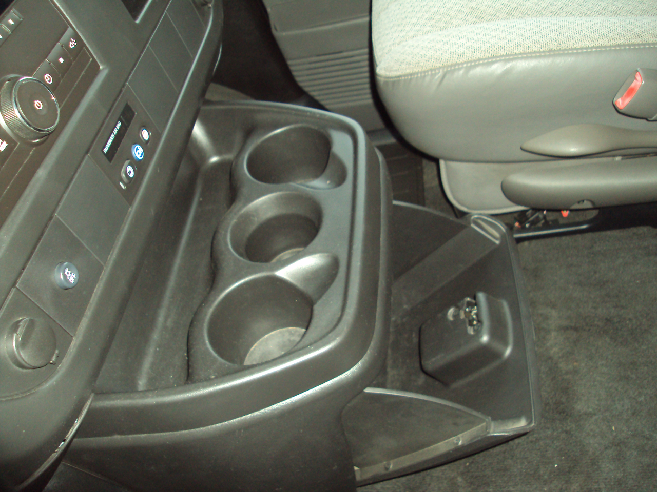 Chevrolet Express Passenger AWD 1500 135" LT 2013