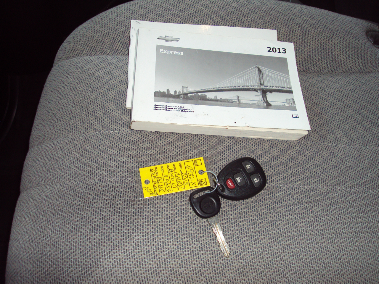 Chevrolet Express Passenger AWD 1500 135" LT 2013