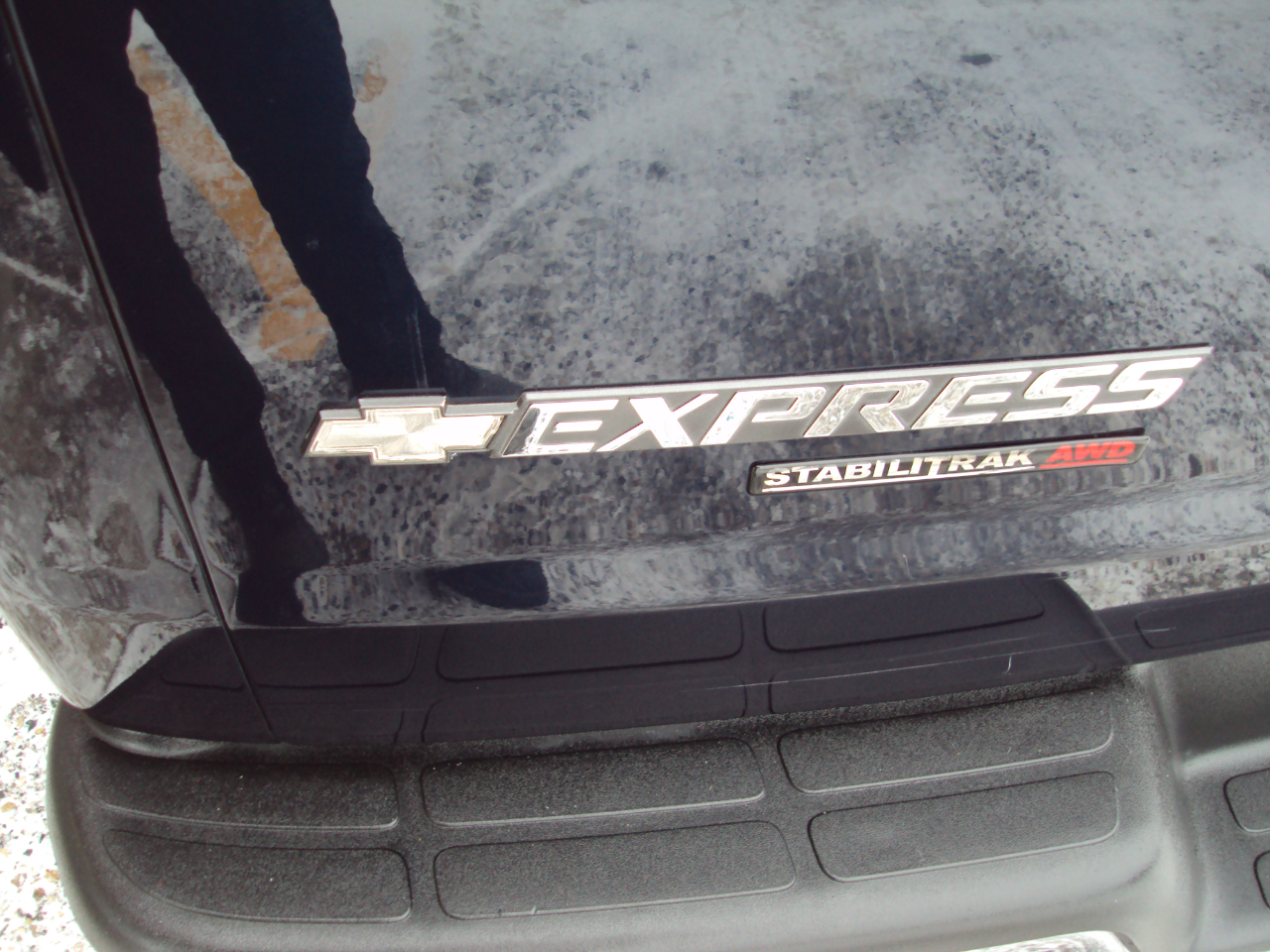 Chevrolet Express Passenger AWD 1500 135" LT 2013