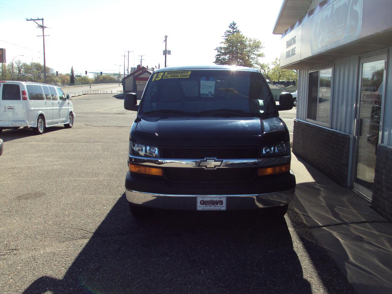 Chevrolet Express Passenger AWD 1500 135" LT 2013