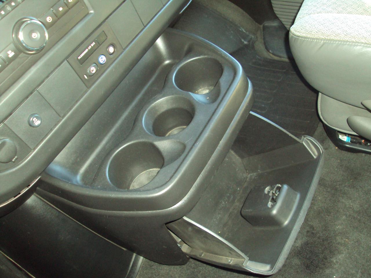 Chevrolet Express Passenger AWD 1500 135" LT 2013