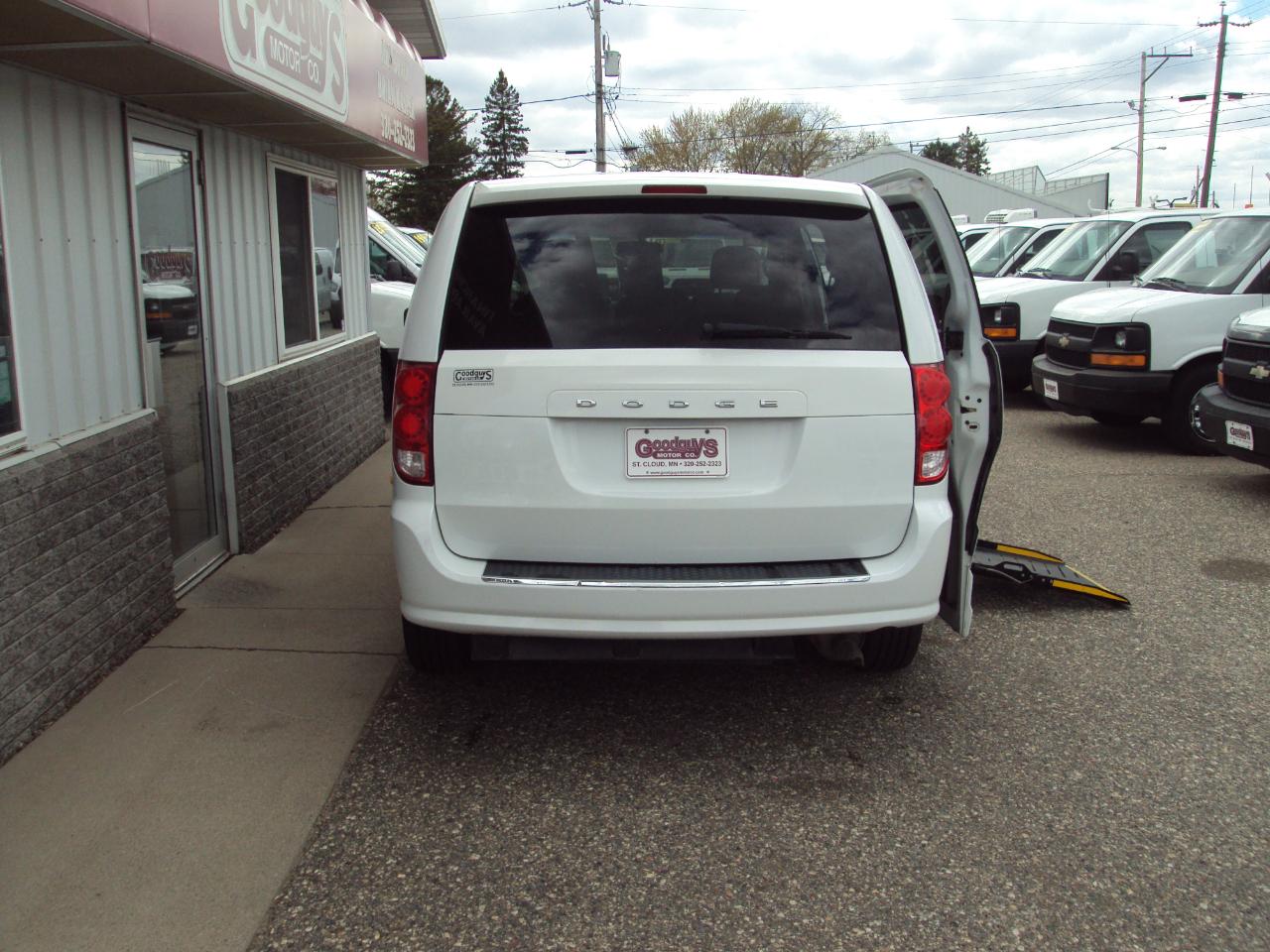 Dodge Grand Caravan  2015