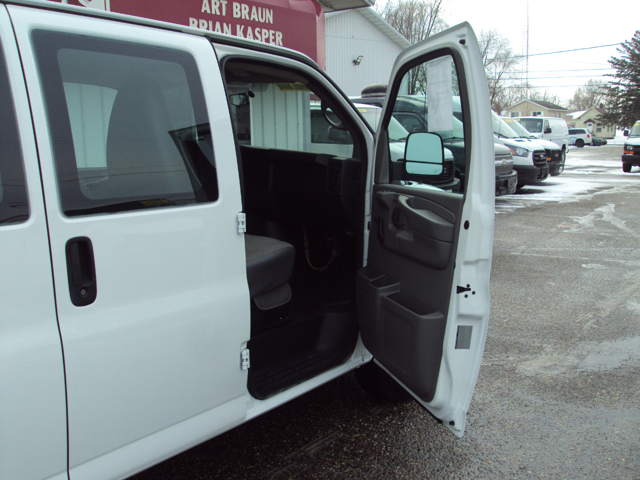 Chevrolet Express Cargo Van AWD 1500 135" 2013