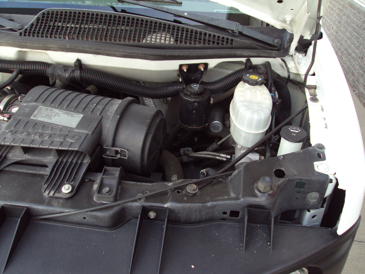 Chevrolet Express Cargo Van  2009