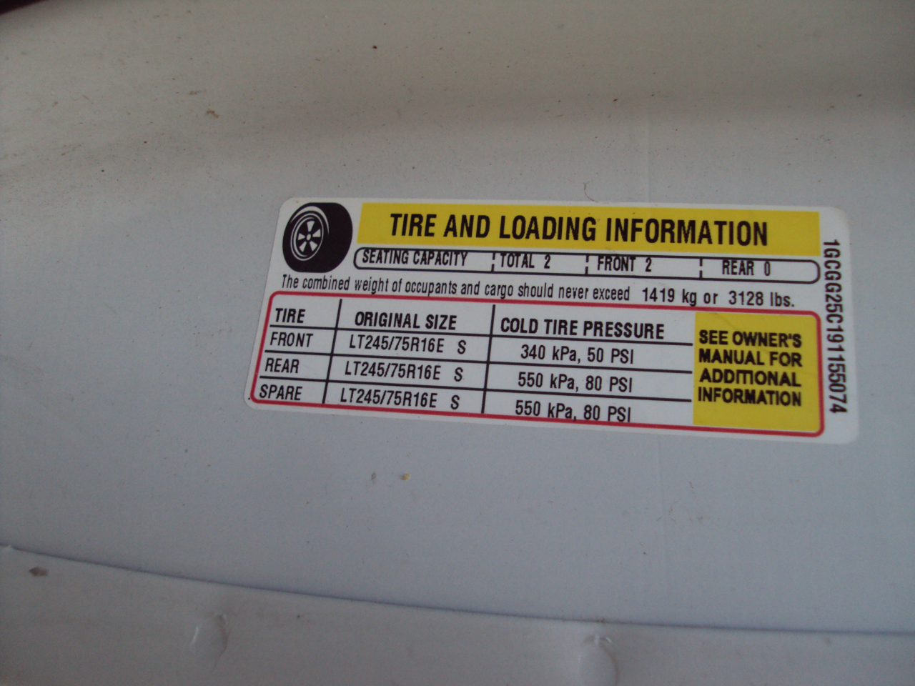 Chevrolet Express Cargo Van  2009