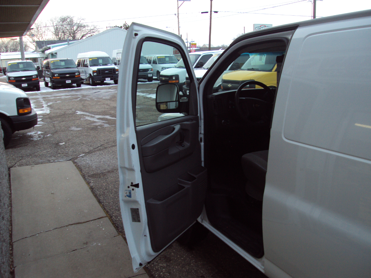 Chevrolet Express Cargo Van  2014