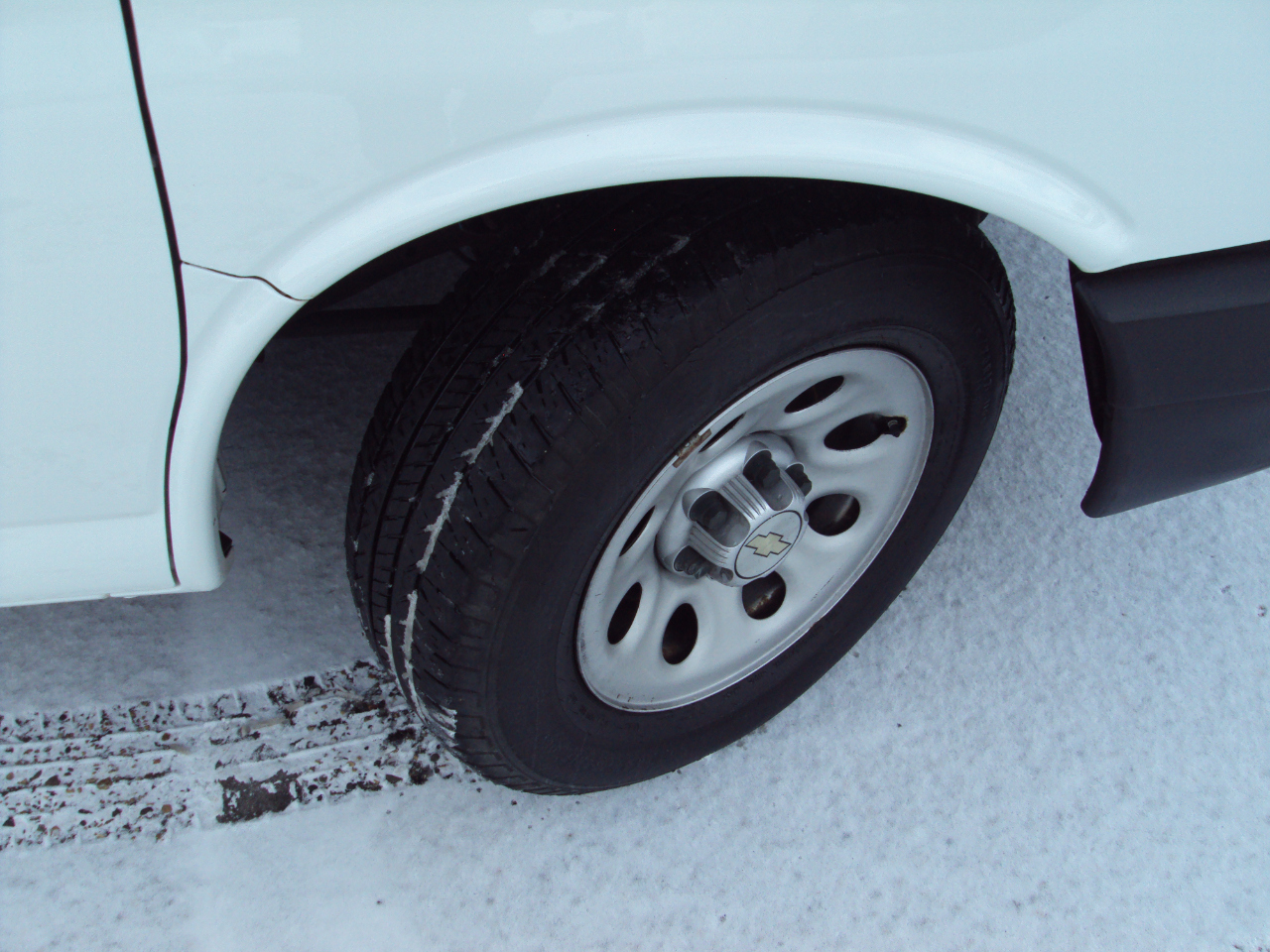 Chevrolet Express Cargo Van  2013