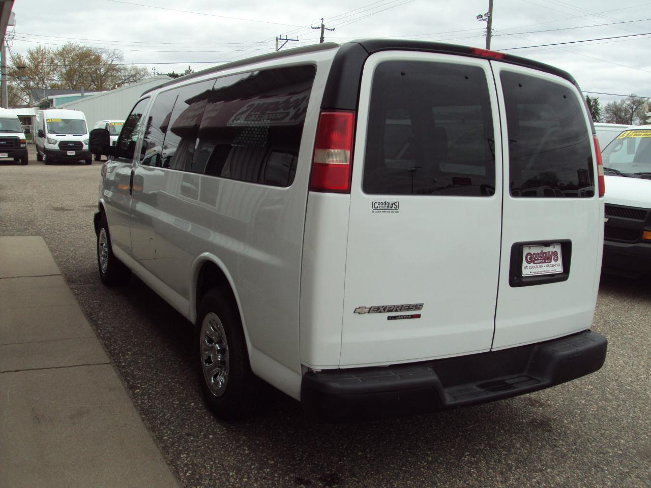 Chevrolet Express Cargo Van  2013