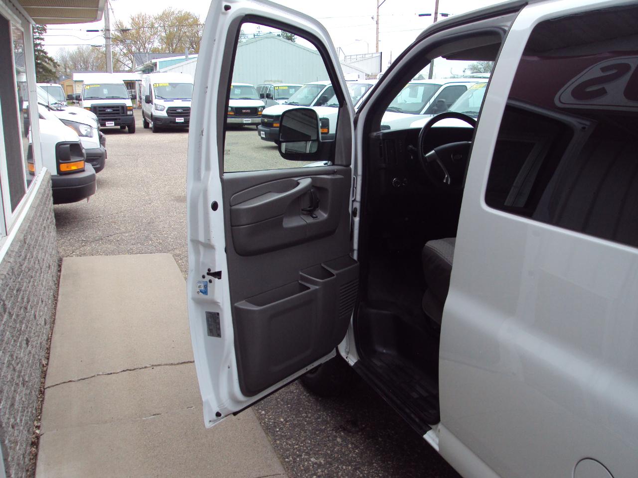 Chevrolet Express Cargo Van  2013