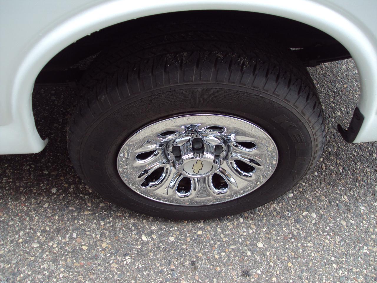 Chevrolet Express Cargo Van  2013