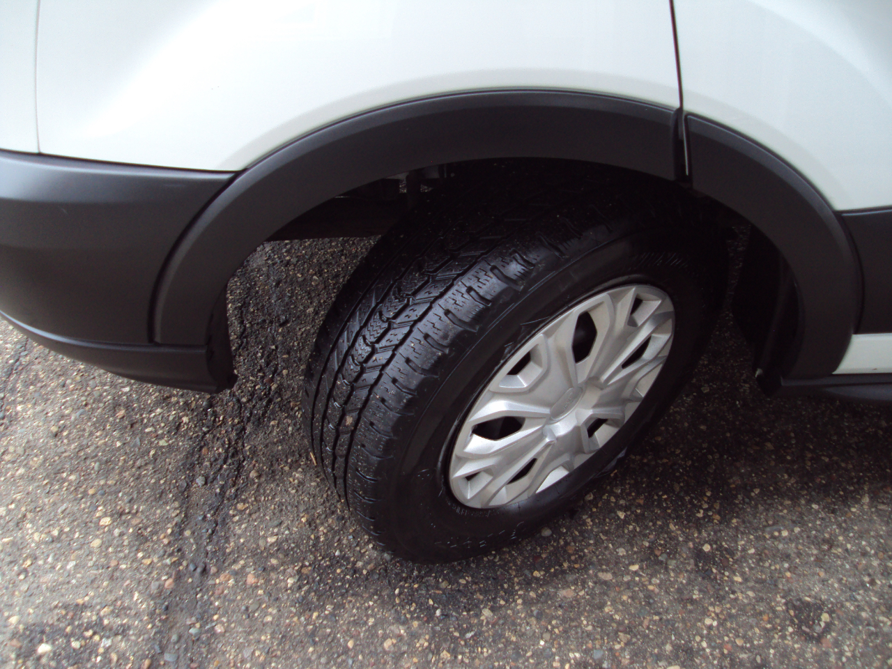 Ford Transit Van T-250 148" EL Hi Rf 9000 GVWR Sliding RH Dr 2019