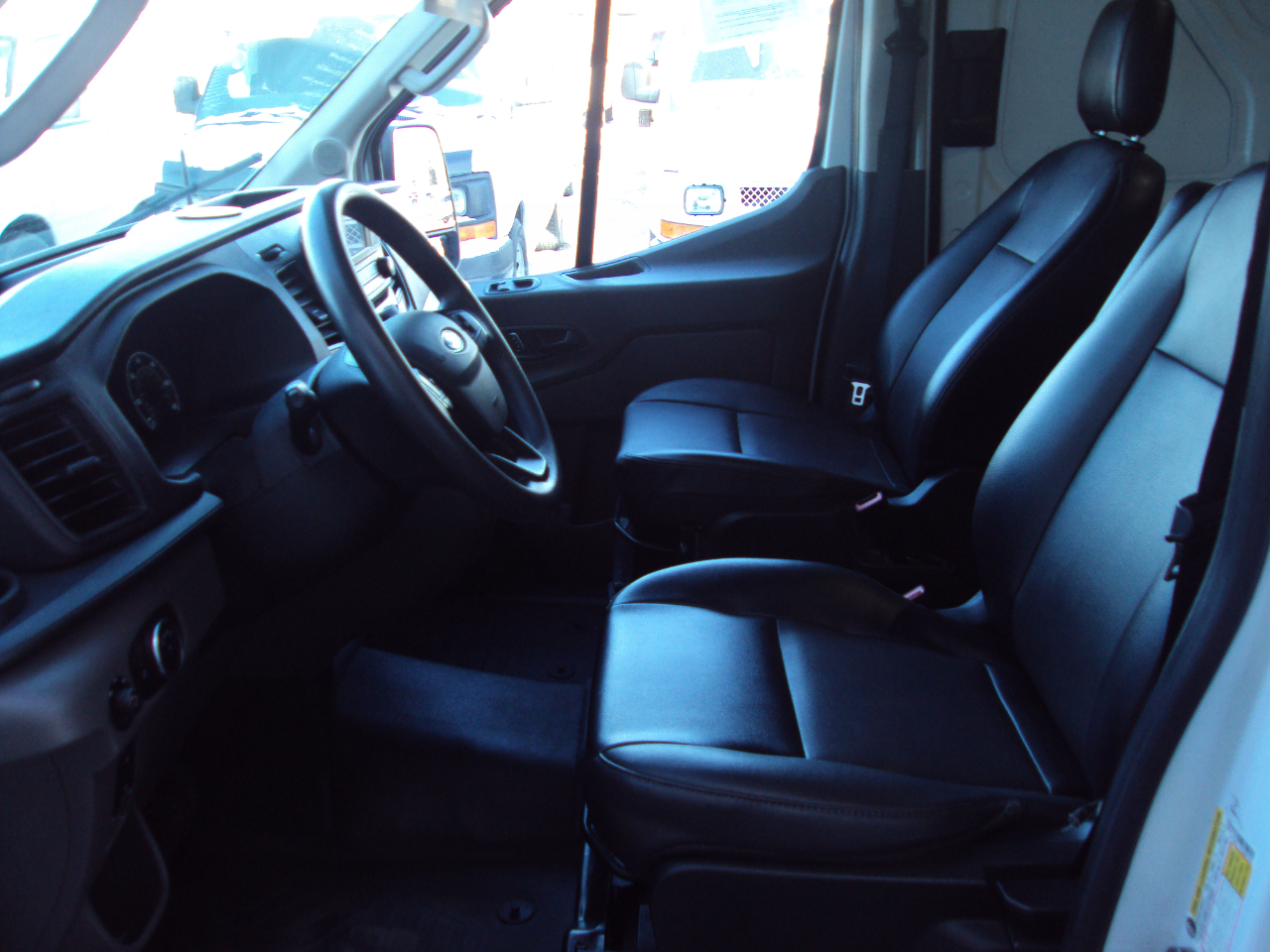 Ford Transit Cargo Van T-250 130" Med Rf 9070 GVWR AWD 2023