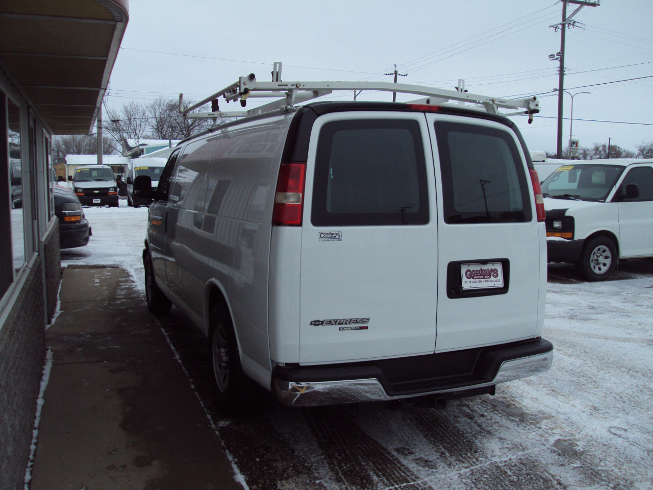 Chevrolet Express Cargo Van AWD 1500 135" 2014
