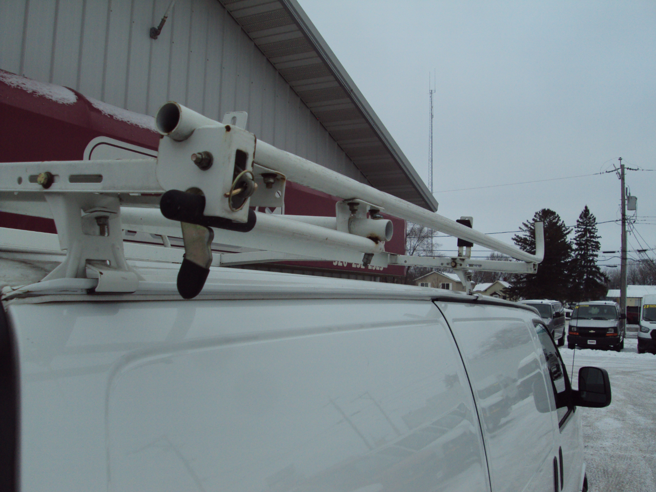 Chevrolet Express Cargo Van AWD 1500 135" 2014