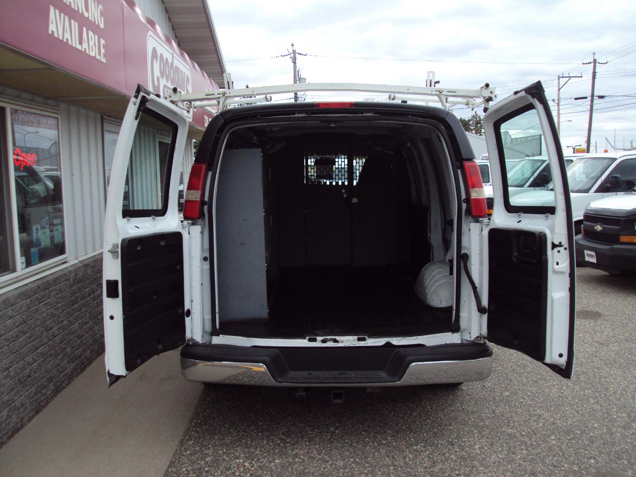 Chevrolet Express Cargo Van AWD 1500 135" 2014