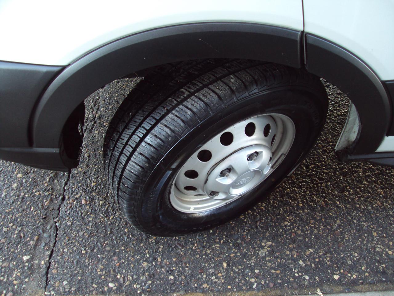 Ford Transit Cargo Van T-250 130" Med Rf 9070 GVWR AWD 2023