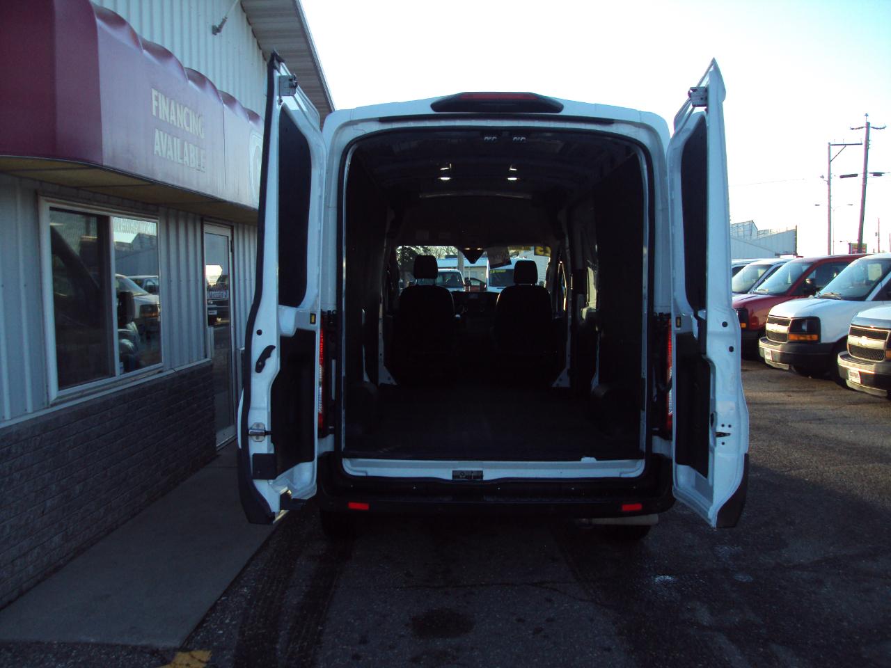 Ford Transit Cargo Van T-250 130" Med Rf 9070 GVWR AWD 2023