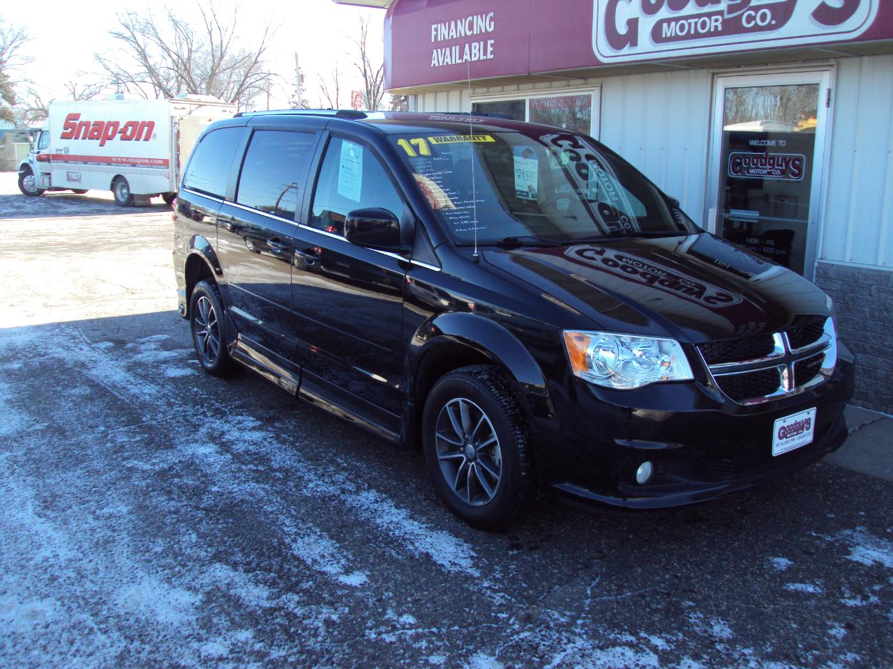 Dodge Grand Caravan  2017