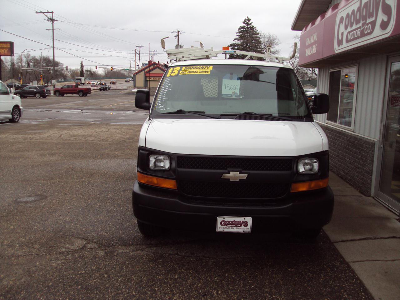 Chevrolet Express Cargo Van AWD 1500 135" 2013
