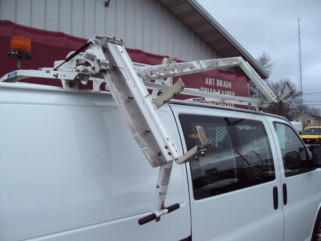 Chevrolet Express Cargo Van AWD 1500 135" 2013