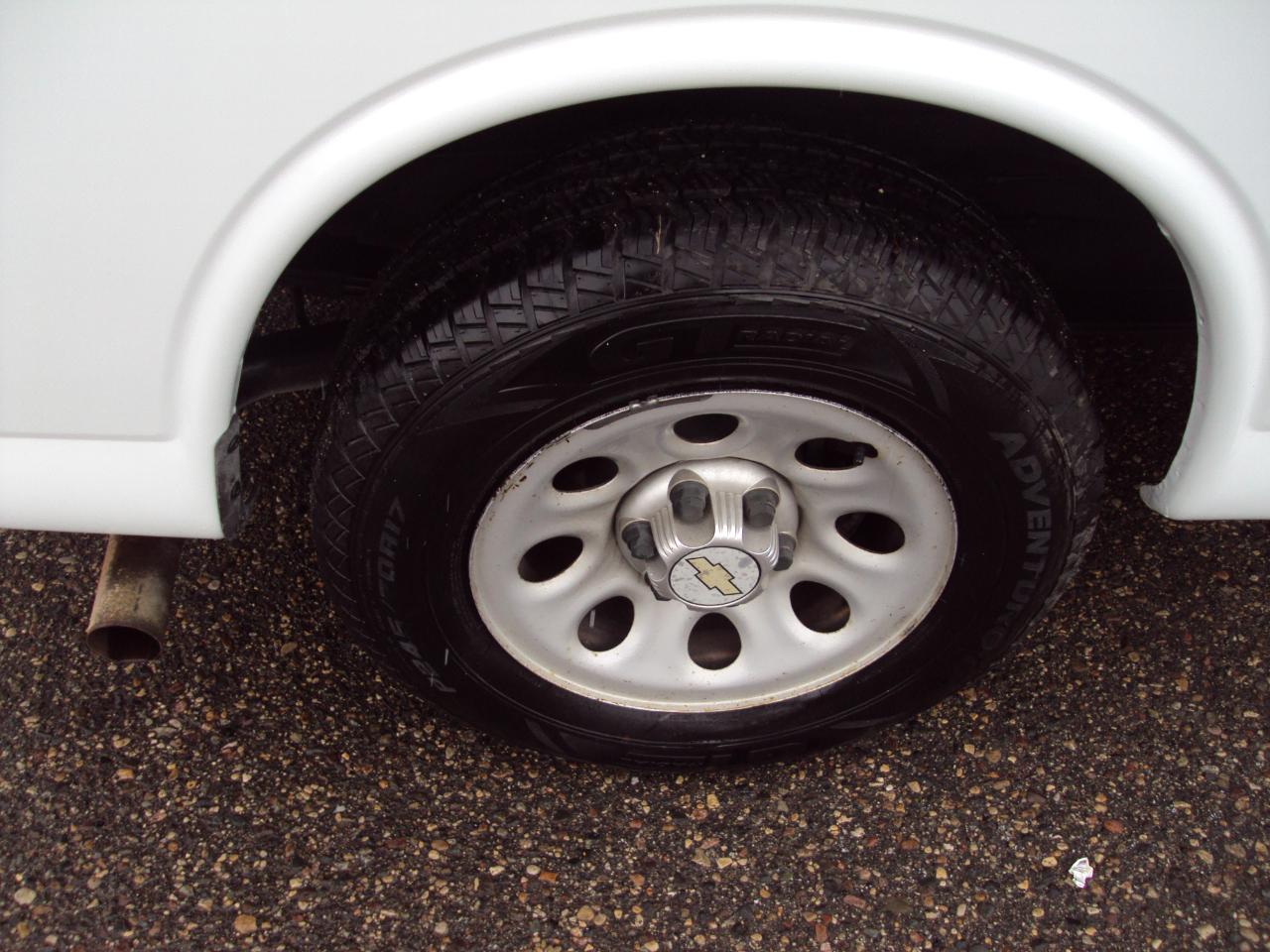 Chevrolet Express Cargo Van AWD 1500 135" 2013