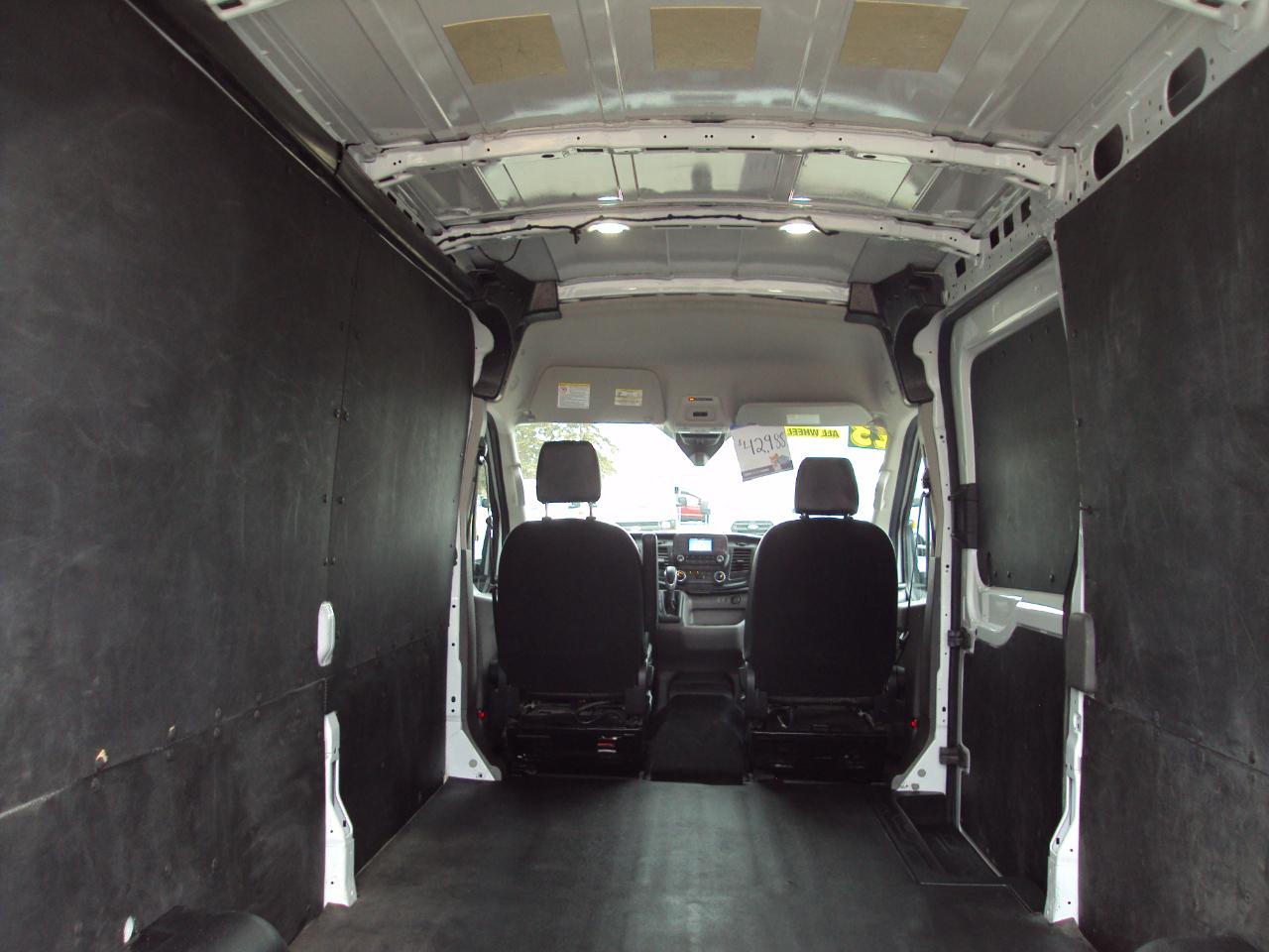 Ford Transit Cargo Van T-250 130" Med Rf 9070 GVWR AWD 2023