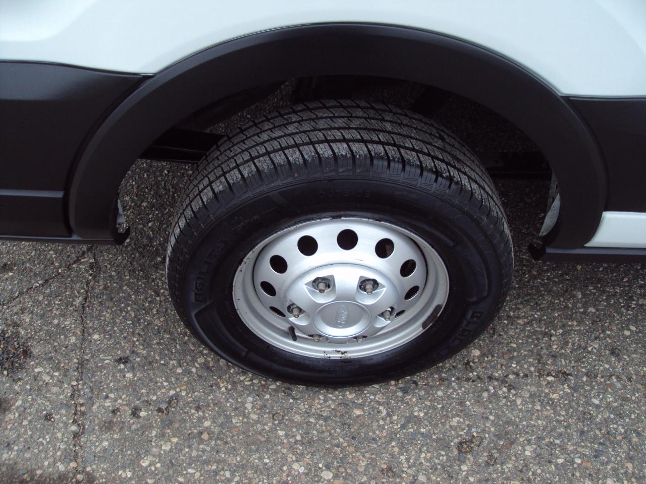 Ford Transit Cargo Van T-250 130" Med Rf 9070 GVWR AWD 2023